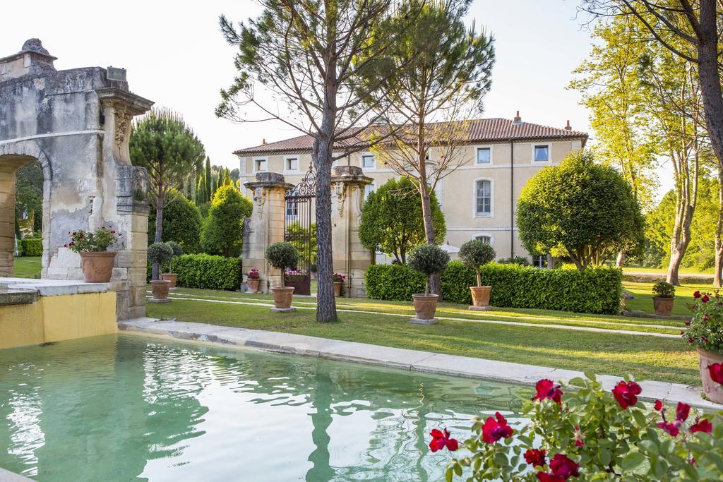 Chateau Talaud Bed and Breakfast Loriol-du-Comtat Exteriör bild