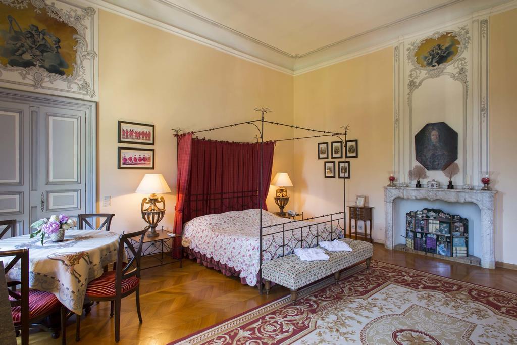 Chateau Talaud Bed and Breakfast Loriol-du-Comtat Rum bild