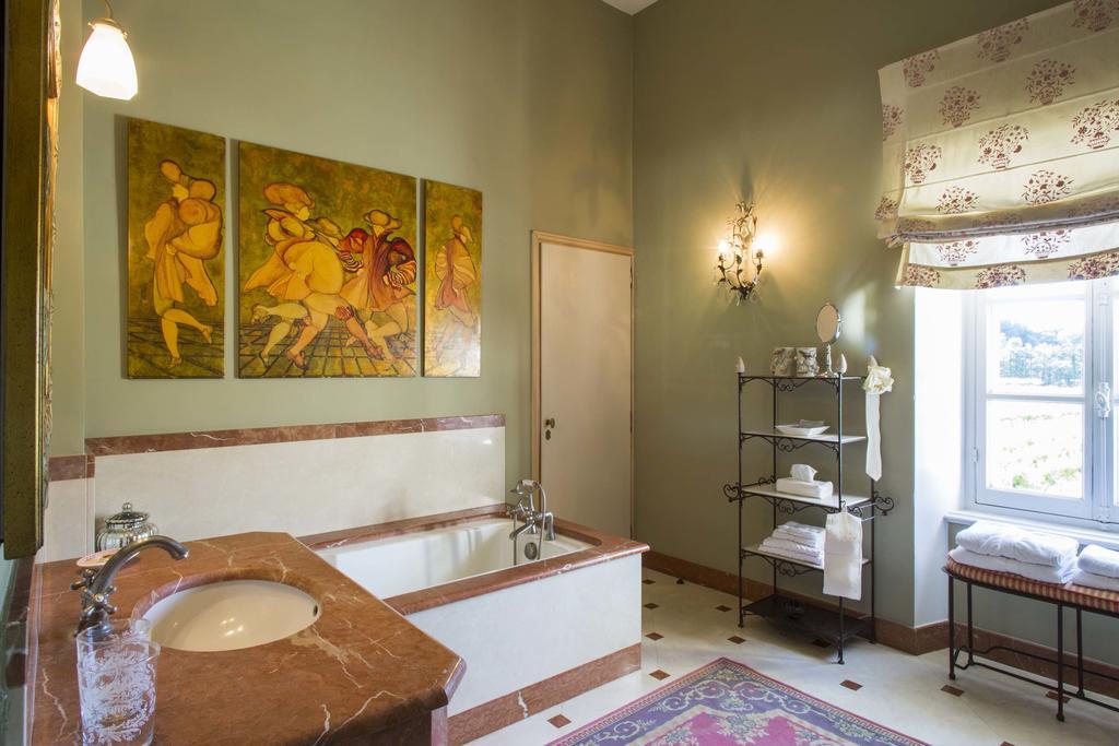 Chateau Talaud Bed and Breakfast Loriol-du-Comtat Rum bild